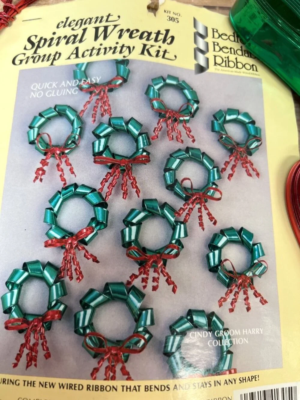 Elegant Spiral Wreath Group Activity Kit Crafts For 12 Wreaths - No Gluing Neede